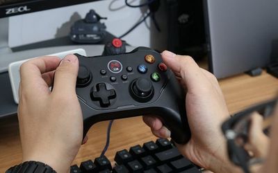 精準(zhǔn)、絲滑,讓神操作不變形 北通阿修羅2 Pro無線游戲手柄體驗(yàn)與游戲開發(fā)視角